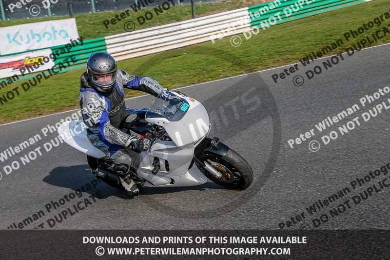 PJM Wedding Photography;enduro digital images;event digital images;eventdigitalimages;mallory park;mallory park photographs;mallory park trackday;mallory park trackday photographs;no limits trackdays;peter wileman photography;racing digital images;trackday digital images;trackday photos